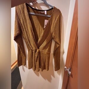 Willow and root Striped V-Neck Long Sleeve Top